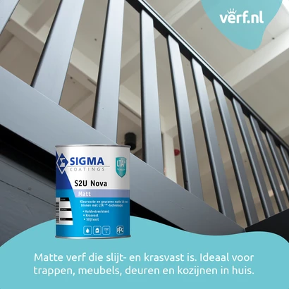 Matte verf die slijt- en krasvast is. Ideaal voor trappen, meubels, deuren en kozijnen in huis.