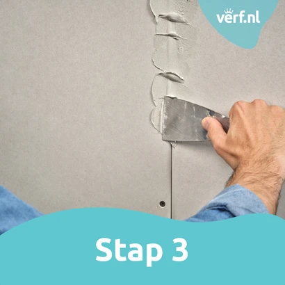 Stap 3: Vuller wordt aangebracht op de gipsplaatnaden.