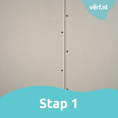 Stap 1: Gipsplatenwand met zichtbare schroeven en naden.