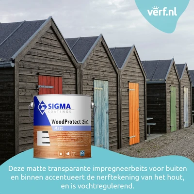 Rijtje houten huisjes met gekleurde deuren, behandeld met Sigma WoodProtect 2in1 Matt – een matte transparante impregneerbeits voor buiten en binnen die de houtnerf accentueert en vochtregulerend werkt.